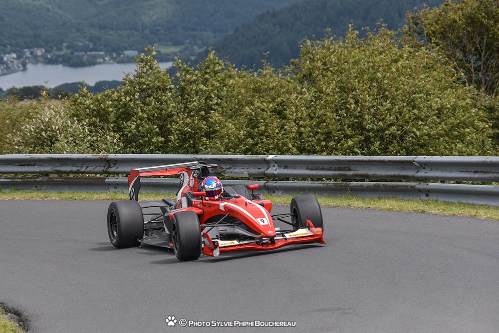 Après avoir remporté le Challenge Open F3 en 2020, Fabien Ponchant misait cette saison sur la Tatuus Formula Master.