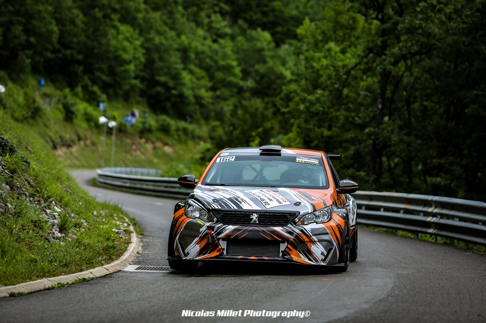 Pour sa première participation au championnat, Jacques Paget avait porté son choix sur une Peugeot 308 Cup.