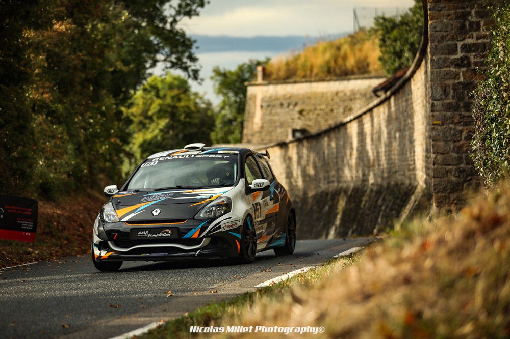 Comme en 2022, c’est au volant d’une Renault Clio 3 Cup que Mickaël Bonnevie participait cette année au Championnat de France de la Montagne.