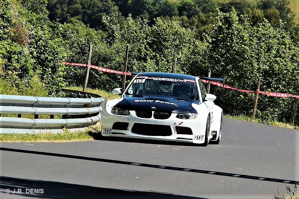 Au volant de sa nouvelle BMW M3 E92, Yannick Poinsignon est monté à deux reprises sur le podium cette saison.