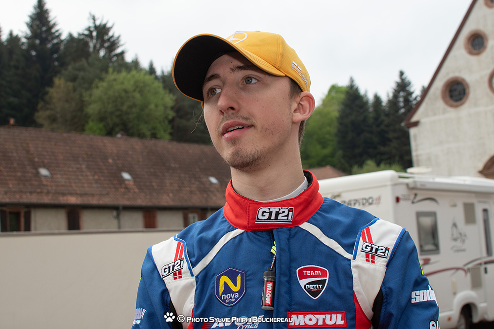 Onzième du Championnat, Axel remporte le Trophée Lionel Régal du Meilleur Jeune et le Challenge Open E2-SC/1.