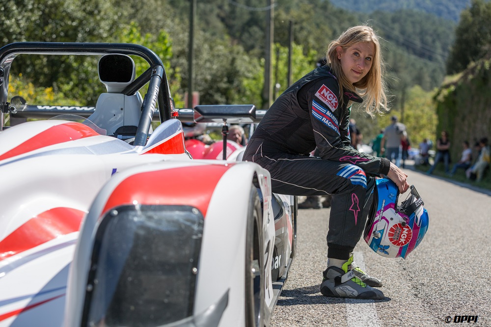 A plusieurs reprises, Charlie Martin a remporté la Coupe des Dames sur les manches du Championnat de France.