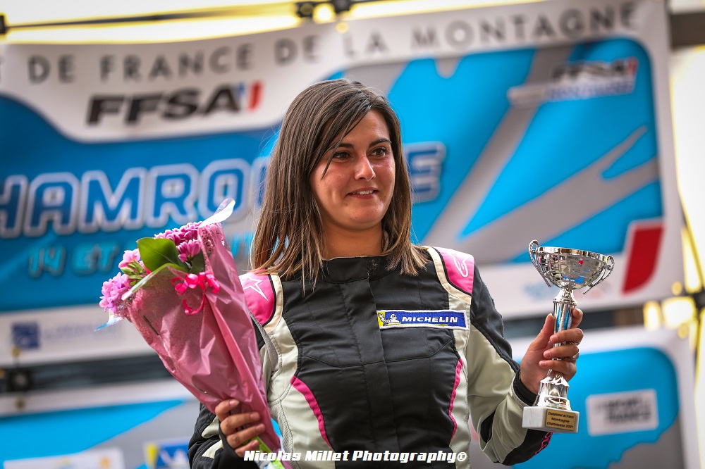 A l’issue de cette saison, Elodie Lafosse remporte le titre de Championne de France de la Montagne 2ème Division, Sport et Production confondus.
