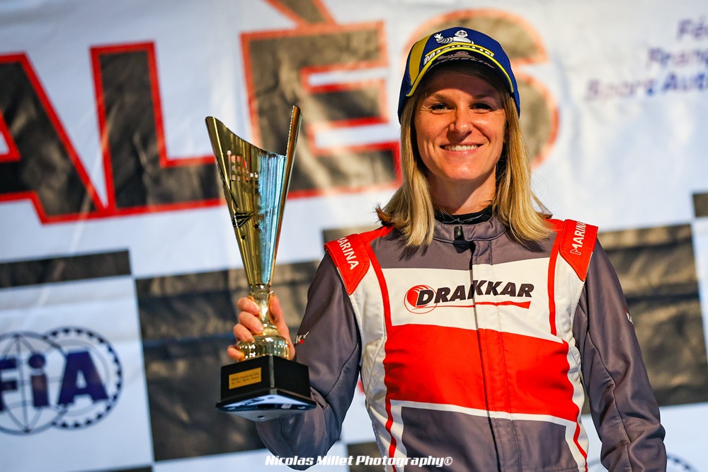 Très rapidement dans le match, Sarah signait en début de saison d’excellents résultats et remportait plusieurs Coupe des Dames.