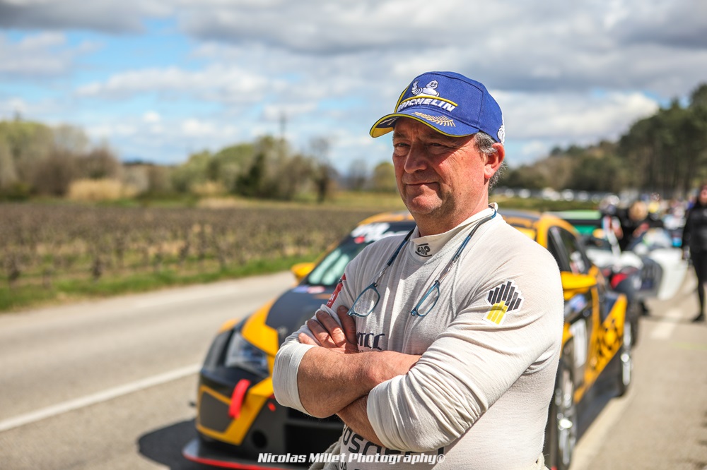 A l’issue de cette saison, Thierry, seul pilote à évoluer au volant d’une TCR, termine au troisième rang du Challenge Open GTTS/3.