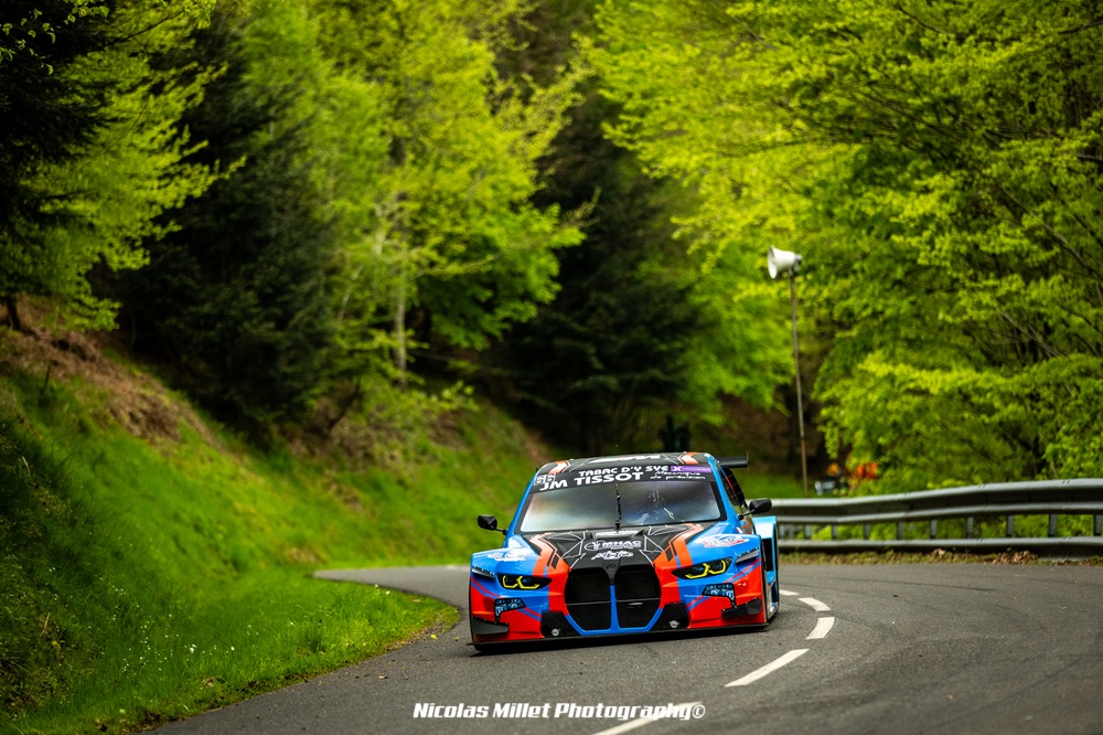 Jean-Marc Tissot, qui abordait cette saison avec comme seul objectif se de faire plaisir, monte régulièrement sur les podium de la classe CM.