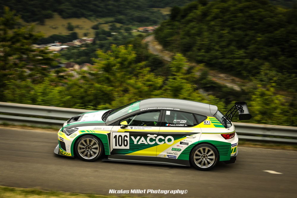 En 2024, c’est toujours au volant d’un Seat Léon Supercopa que l’on devrait retrouver Francis Dosières.