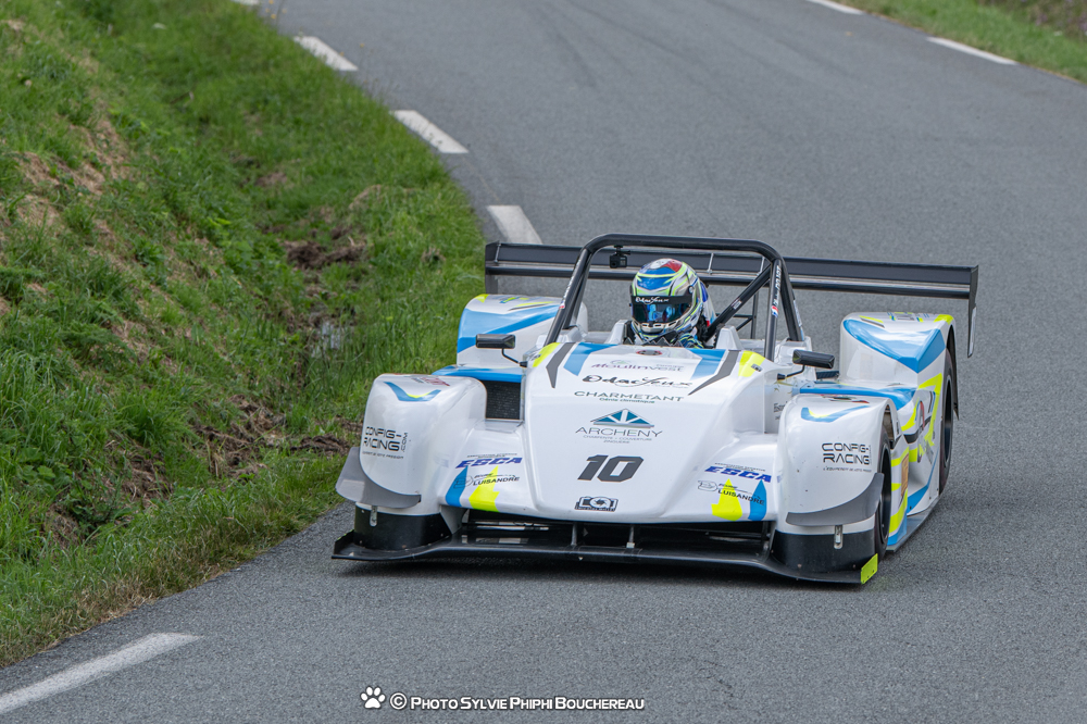 En 2025, Maxime Dojat sera au départ du championnat au volant de son Revolt 3P0, mais n’a pas encore la certitude que son budget lui permette de disputer la seconde partie de saison.