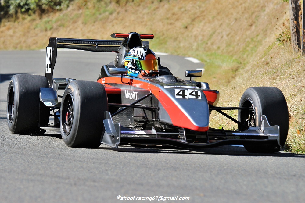 En 2019, on retrouvera Fabrice Flandy au volant de sa Tatuus Formula Master sur le Championnat de France de la Montagne.