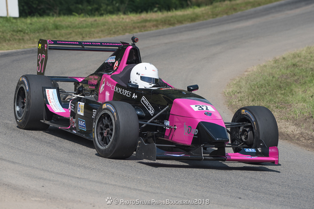 Même si son programme n’est pas encore défini, l’an prochain, Marie évoluera à nouveau au volant de sa Formule Renault.