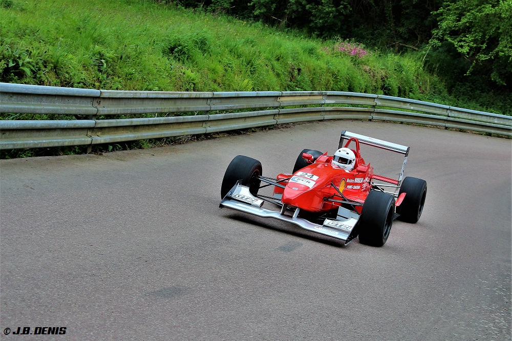 En 2018, Sylvain Moyon prévoit de prendre part à une dizaine d’épreuve au volant de sa F3.