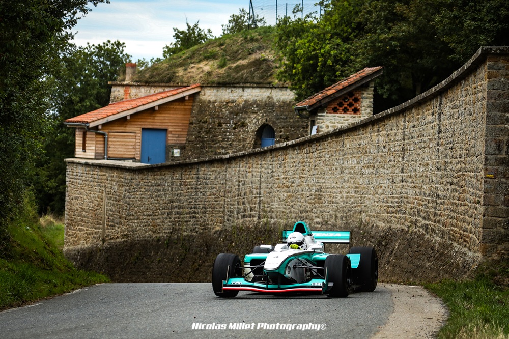 Miguel Vidal, vainqueur du Challenge Open DE/6.