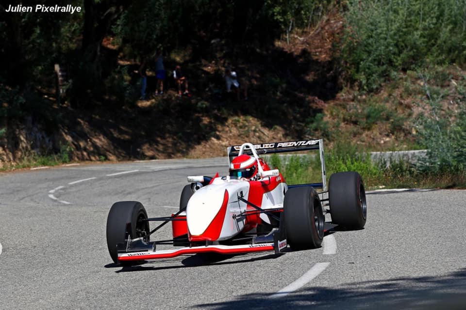 Victoire de Thomas Clausi sur la Course de Côte des Mimosas.