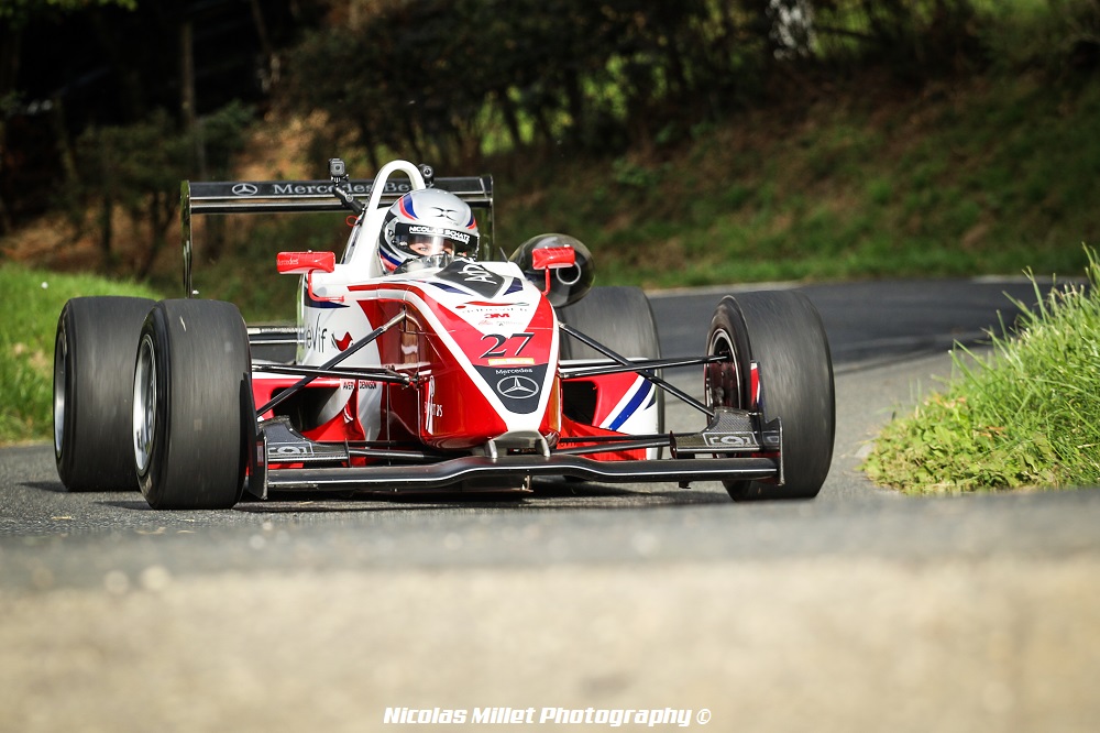 Au volant de sa F3, Sarah Louvet est titrée Championne de France de la Montagne 2017.